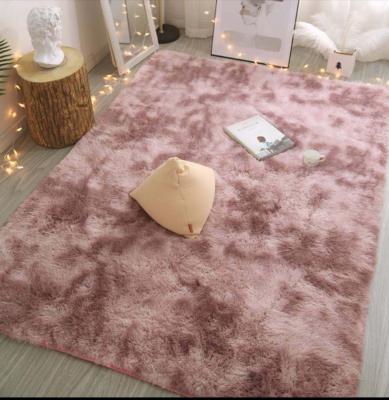 China Modern Cheap Custom Made Faux Fur Dye Bond Polyester Supplier 40*60cm Amazon Rug Rug And Blanket Fluffy Red Blue Pink Blankets for sale