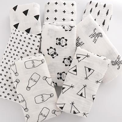 China Cotton Baby Muslin Anti-static Reusable Cute Printing Bamboo Wraps Wraps Blankets for sale