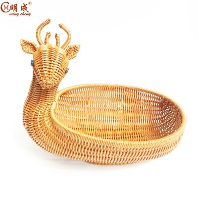 China Wholesale Handmade Rattan Woven Craft Bread Basket Decoration Animal Simulation Stocked Basket Cartoon Animals Deer Weave Basket for sale