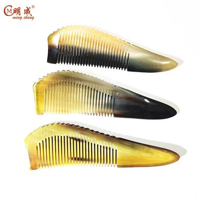 China MC097 Horn Tip Comb White Horn Tip Natural Yaks Point Massage Modeling Comb, A Real Sleek Horn Hair Comb for sale