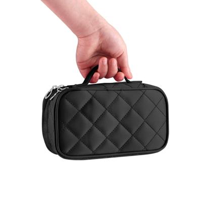 China Durable Cotton Diamond Lattice Cosmetic Make Up Bag &Cases Travel High Quality Women Cosmetic Bag for sale