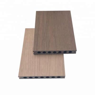 China Modern Wpc Plastic Composite Exterior Decking Anti-UV Wooden Wpc Co Extrusion Waterproof Decking for sale