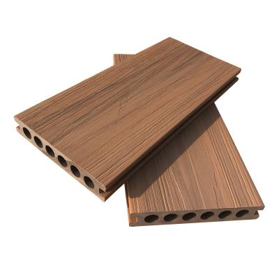 China Traditional Co-extruded Composite WPC Decking Boards For Exterior Flooring for sale