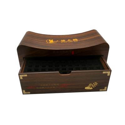 China OEM Handmade Wood Craft Suppliers Beautiful Lacquer Bottle Box Make Up Box Gift Packaging Box With Grain for sale