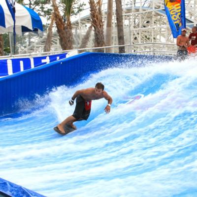 China Kundengebundene Farbe-Flowrider-Wasser-Fahrdoppelt-Leute-Gebrauchs-Bretter für Wasser-Park zu verkaufen