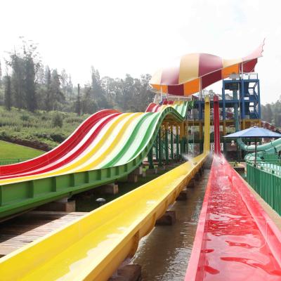 China Tobogán acuático de encargo del agua del artículo general del parque, tobogán acuático plástico adulto de alta velocidad para el parque del agua en venta