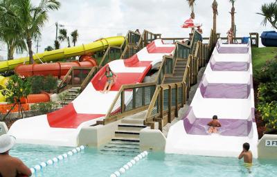 Chine Glissières d'eau des enfants de fibre de verre, glissières d'eau commerciales pour la piscine d'eau de station de vacances/parc aquatique d'enfants à vendre