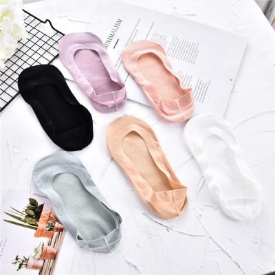 China Good Quality Antibacterial Wholesale Thin Women's Invisible Ship No Show Cotton Liner Ladies Socks for sale