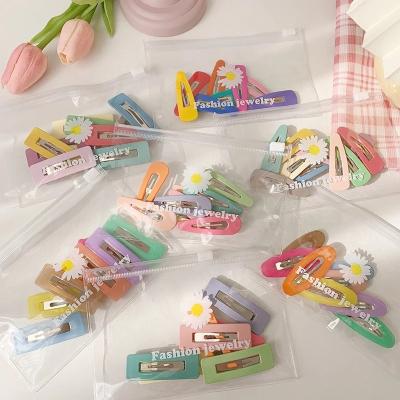 China Sweet Geometric Candy Color Hair Clips Hair Clips Girls Hair Ornament Hairpin Barrette Hair Accessories for sale