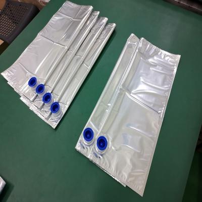 China Wine Bag Laminated Plastic Bags 10L in Box BRC Packing Aseptic Bags for sale