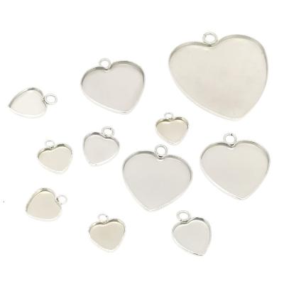 China DIY Necklace Pendants Jewelry Silver Stainless Steel Cabochon Tray Empty Heart Charm Making Polymer Clay Jewelry Pendant Base Tray for DIY for sale