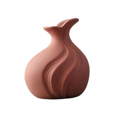 China Newest Minimalist Design Flower Nordic Desktop Dry Ceramic Vase For Home Decor for sale