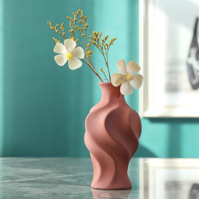 China Minimalist Top Sale Design Nordic Desk Top Home Decor Dried Flower Ceramic Modern Decor Vase for sale