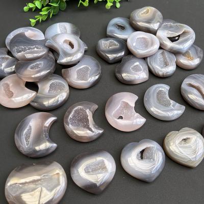 China Europe Wholesale Hand Carved Druzy Agate Moons Semi-precious Stone Crafts Druzy Geode Moon for sale