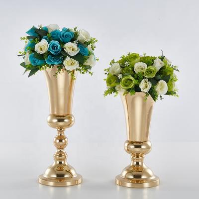 China Europe Wedding Decoration Gold Trumpet Metal Round Flower Vase for sale