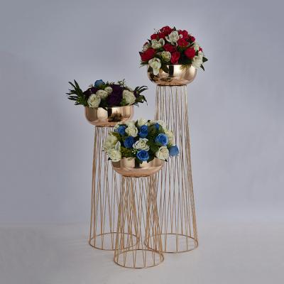 China wedding gold color metal flower vases for wedding flower decorations for sale