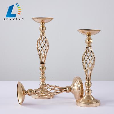 China Instock Low Price Candle Holder Metal Handmade Vase For Wedding Decoration Table Centerpiece for sale