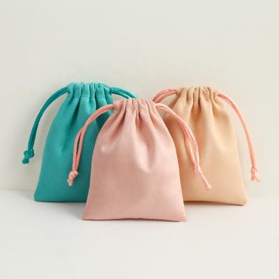 China Bundling pouch for daily use or for travel velvet necklace bracelet earrings storage drawstring pouch bag jewelry pouches for sale