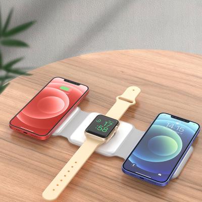 China Portable Cell Phone/Earphone Cell Phone Qi Wireless Charger 3 in 1 Charging Dock for Iphone Earbuds Air Pod for sale