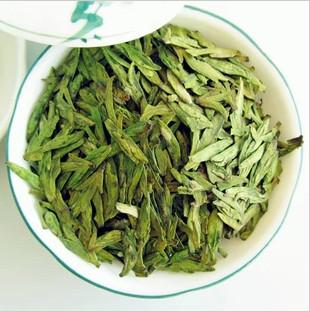 中国 Longjing の緑茶のドラゴンの井戸の茶を細くする浙江杭州西湖 販売のため