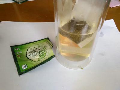 China Bolsitas de té orgánicas 100% de la pirámide de la fragancia única de la naturaleza sin cualquier añadido en venta