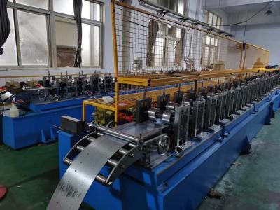 China Rolo 70MM octogonal de aço galvanizado da porta do obturador da tubulação de 60MM que forma a máquina à venda