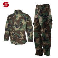 中国 Woodland Camouflage Print Army Combat Military Uniform Polyester / Cotton 販売のため