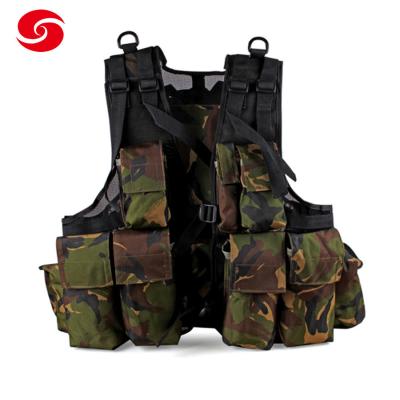 Китай                                  Nylon or Polyester Camouflage Molle Multi Pockets Military Tactical Vest              продается