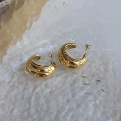 China 2021 New TRENDY 18k Plated Chunky Gold Hoop Minimalist Round Large Dome Size Twisted Earrings For Women for sale