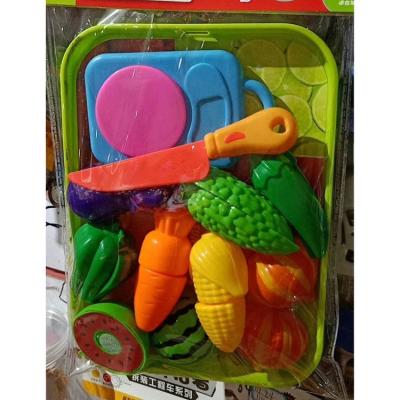 China Toy Manufacturer Wooden Fruit Pretend Funny Game Educational Kitchen Cutting Vegetable Toy Set for sale