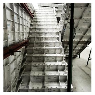 China DINGJIE Factory Price Easily Assembled Concrete Forms Stairs Formwork Step Molds For Sale for sale