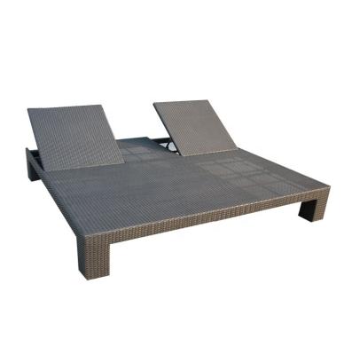 China Modern Outdoor Living Room Furniture Resin Rattan Outdoor Sun Beds Outdoor Sun Sofa Bed for sale