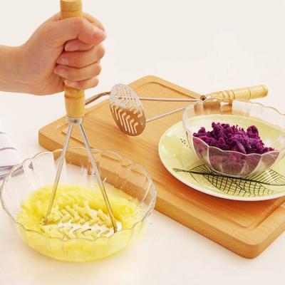 China Sustainable Kitchen Accessories Fruit and Vegetable Potato Press masher  stainless steel potato ricer for sale