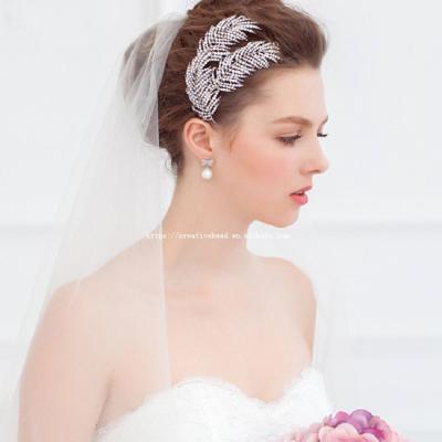 China Wholesale Wedding Jewelry Crystal Rhinestone Crown With Tiara Wedding Hair Comb 2022 For Wedding Bridal Hair Accessories for sale