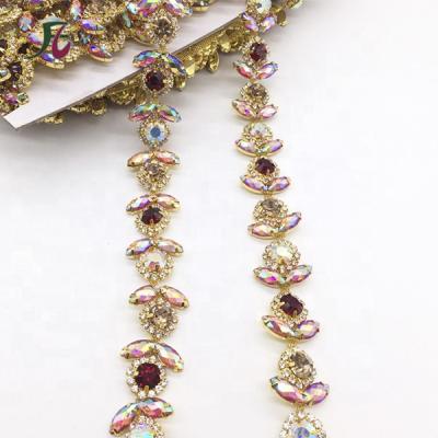 China Wholesale Crystal Rhinestone Costume Chain Clear Pointback Flower Rhinestone Chain Trim Applique for sale