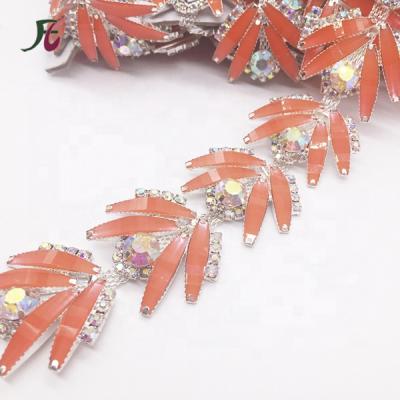 China New Design Rhinestone Leaf Bags Trim Chain Stone Trim Rhinestone Fancy Crystal Resin Rhinestone Cup Chain Trimming for sale