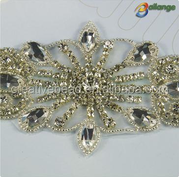 China Sustainable Crystal Wedding Dress Rhinestone Applique Sew On Beaded Applique Patch for sale