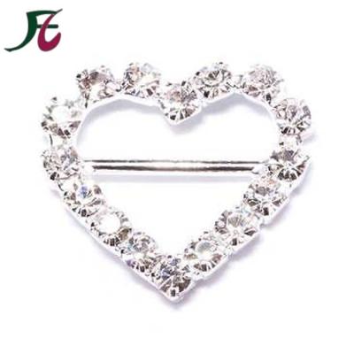 China Small hot sale heart rhinestone buckles diamante ribbon slider nickel free for invitations for sale