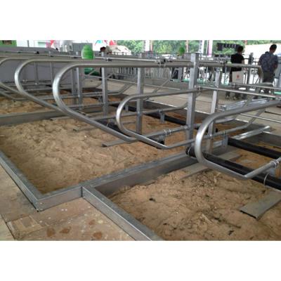 China Durable Hot Dip Galvanized Cozy Cow Stalls Free Standing Stall for sale