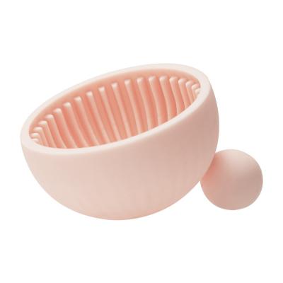 China New Design Portable Semicircular Silicone Small Ball Makeup Brush Cleaning Disc Silicone Does Not Hurt Brush Cleaning Tool for sale