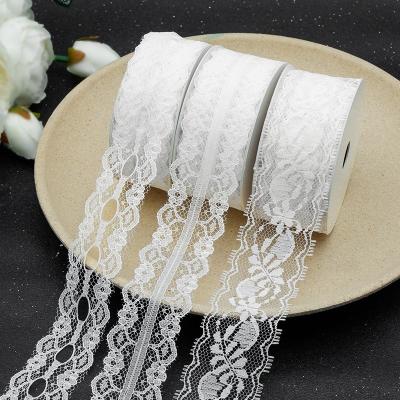 China High Tenacity Various Styles Brocade Ribbon Lace Gift White Ribbon Lace Up Clothing Accessories for sale