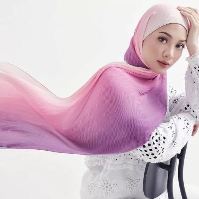 China Wholesale Pleated Chiffon Design Chiffon Shawl Hijab For Malaysia Women Ombre Mini Pleated Chiffon Muslim Instant Scarf Hijab for sale