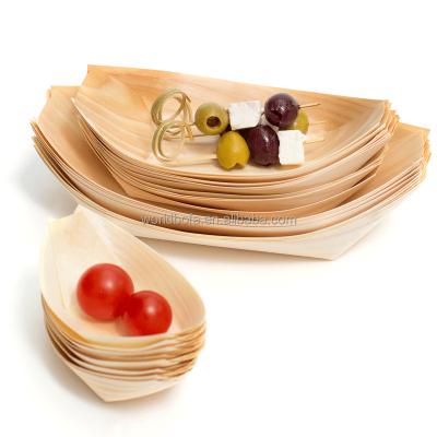 China Large Disposable Bamboo Wooden Boats For Party Foods Disposable Wooden Snacks Dishes for sale