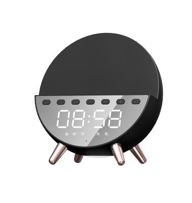 Cina Con clock caricabatterie wireless con bluetooth e altoparlante e luce caricabatterie veloce 15W in vendita