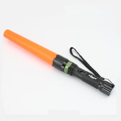 China Emergency Factory Price Zoomable Traffic Lights Wand Control Led Spotlight Hot Sale Led Flashlight Hunting Camping German Led Torch for sale