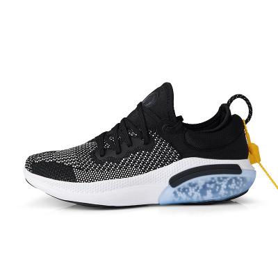 China 2021 Best Quality Fashion Sneakers Men Women Breath Rubber Running Shoes Wholesale Cheap Sport Casual Running Shoes for sale