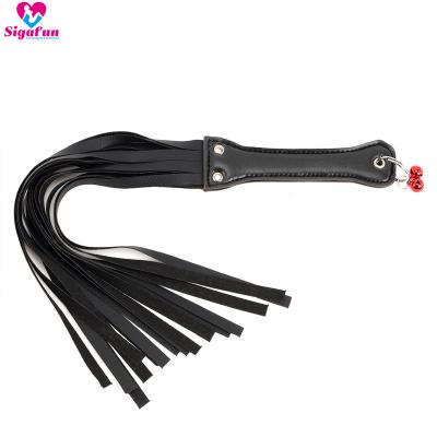 China Sexy Bondage Whip Ass Spanking Paddle Sexy Leather Whip Flirting Sex BDSM Bondage Fun Grip for sale