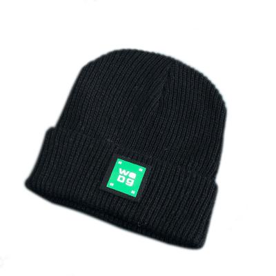 China COMMON Mens custom beanie leather patch beanie hats wholesale plain knitted beanie for sale