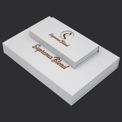 China Recyclable Custom White Packaging Boxes Gift Box Product Box With Logo for sale