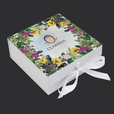 China Gift & Custom exquisite folding craft pattern gift packing cartons box with ribbon for sale